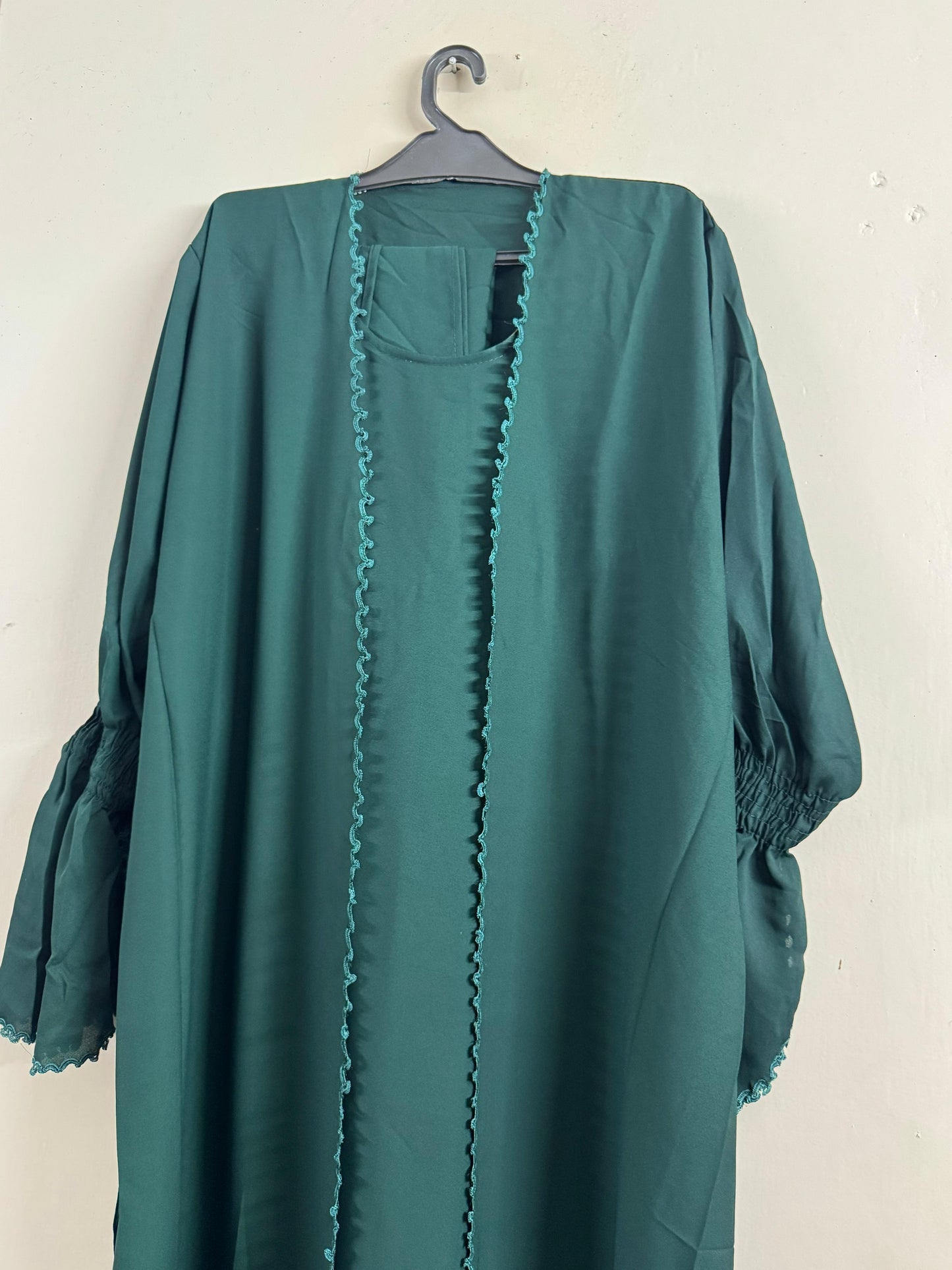 INNER ATTACHED ABAYA WITH HIJAB