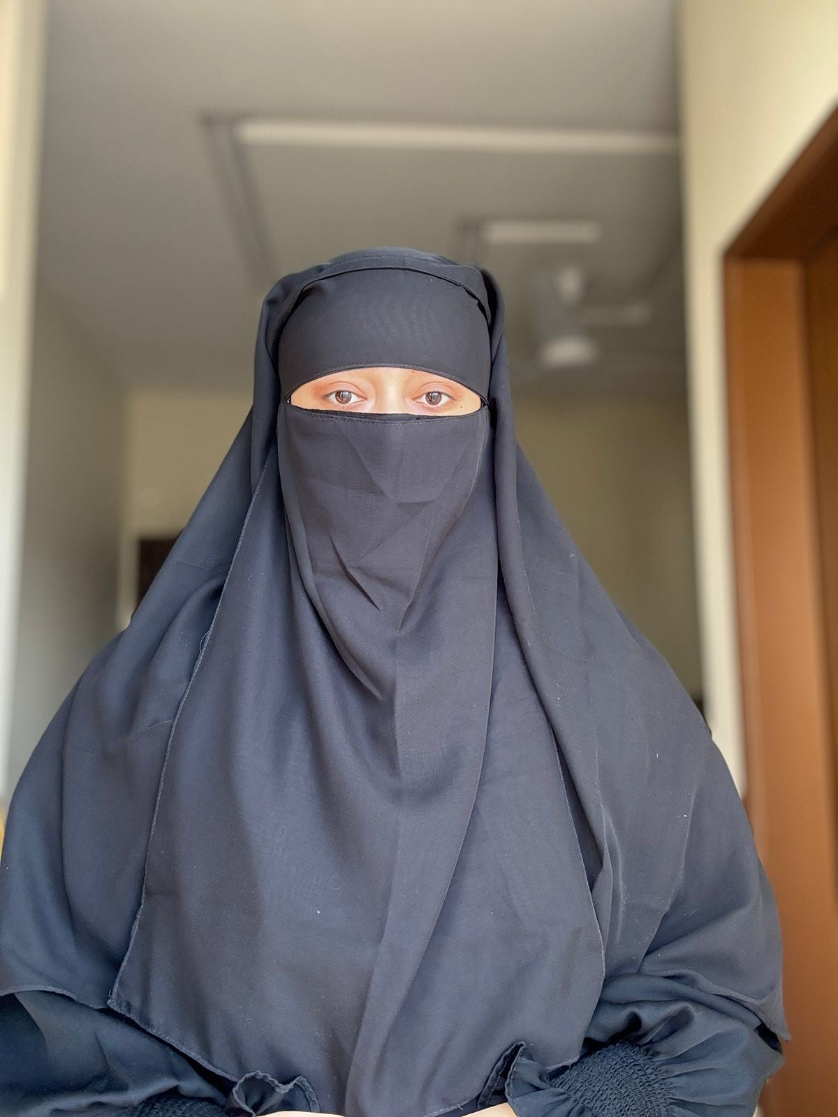 SINGLE LOOP HIJAB WITH MATCHING NIQAB