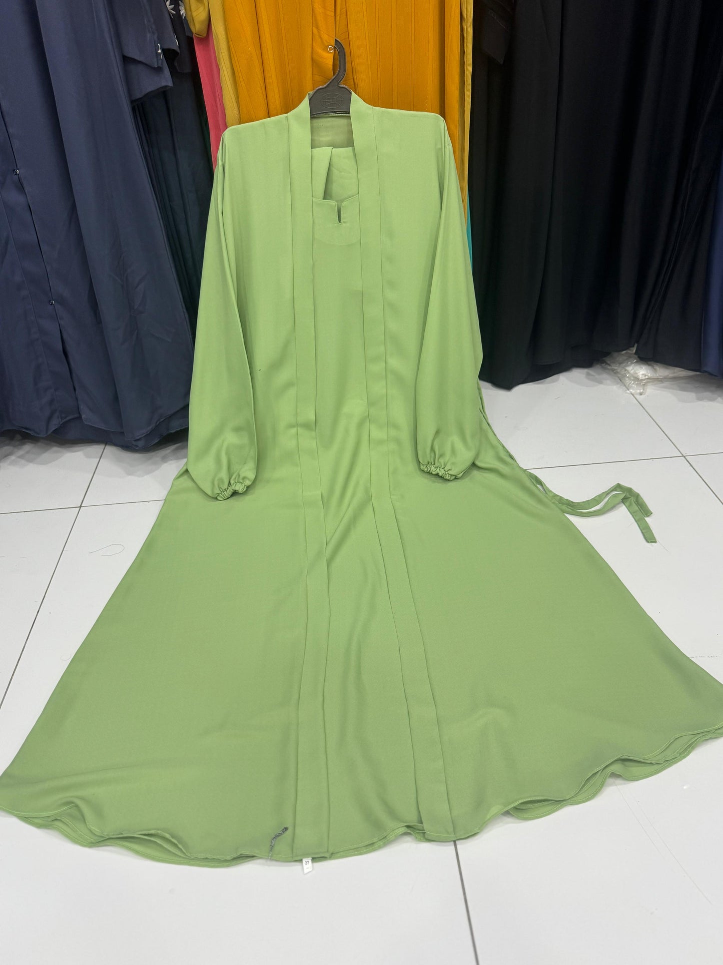 MINT GREEN