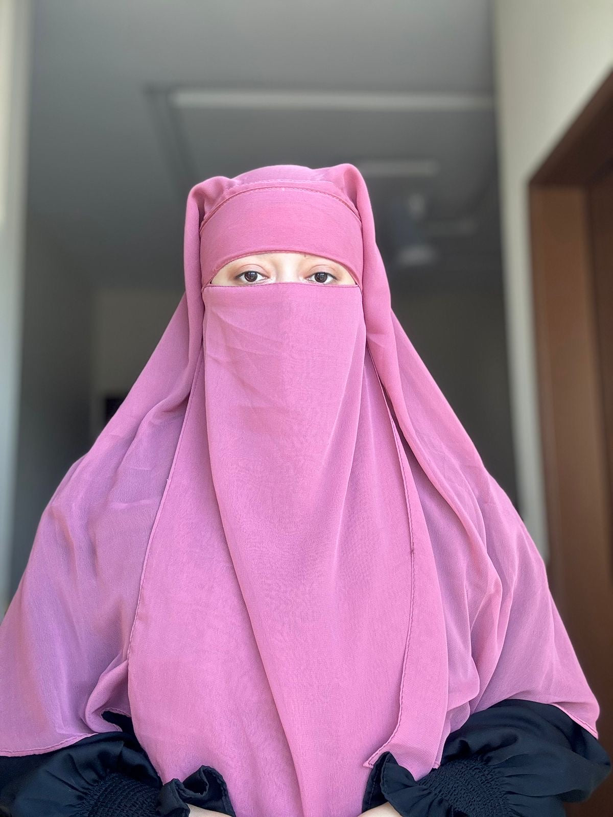SINGLE LOOP HIJAB WITH MATCHING NIQAB