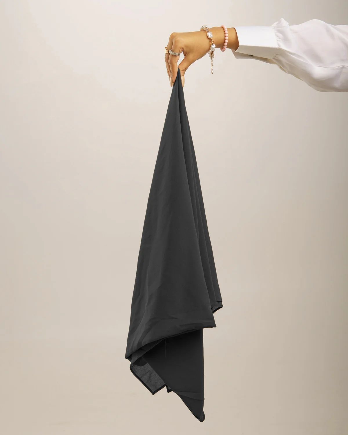 BUNDLE OF 5 HIJABS